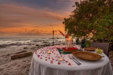 romantic-dinner